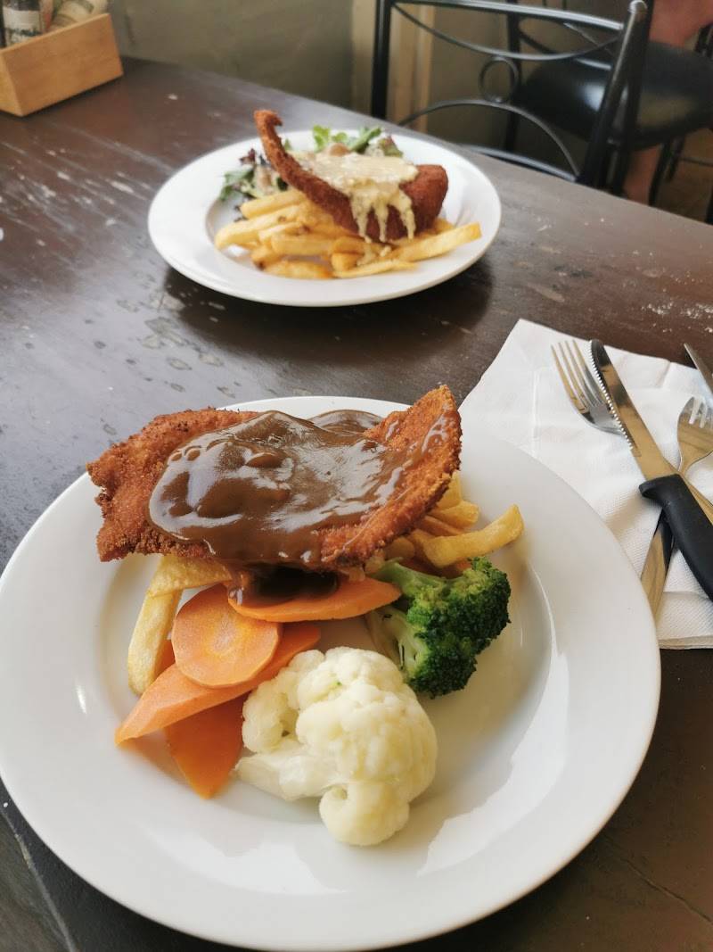 Slipway Hotel - Motel
